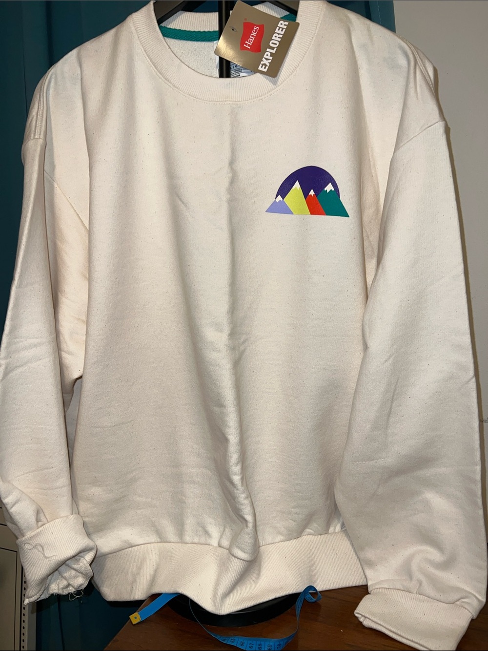 NWT! EXPLORER SWEATSHIRT